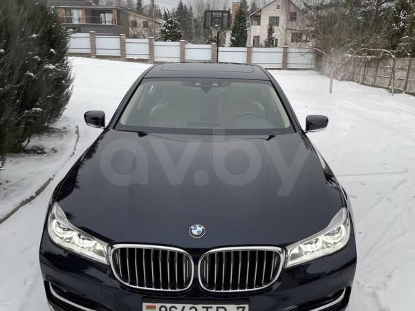 BMW 7 серия, 2017 год выпуска с двигателем Бензин, 150 581 BYN в г. Минск