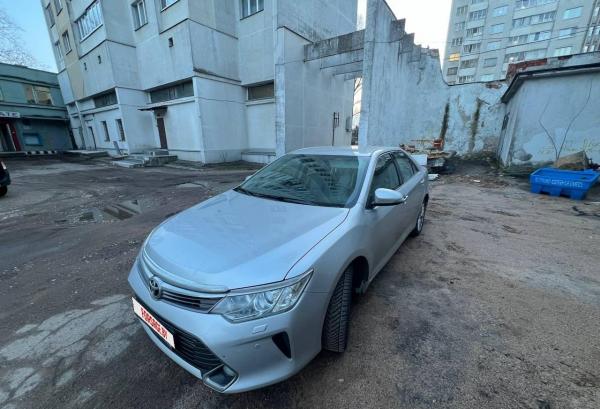 Toyota Camry, 2015 год выпуска с двигателем Бензин, 63 393 BYN в г. Минск