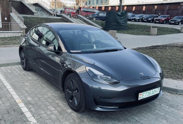 Tesla Model 3, 2023 год выпуска с двигателем Электро, 35 000 BYN в г. Минск