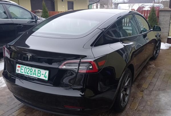 Tesla Model 3, 2021 год выпуска с двигателем Электро, 86 584 BYN в г. Ивье