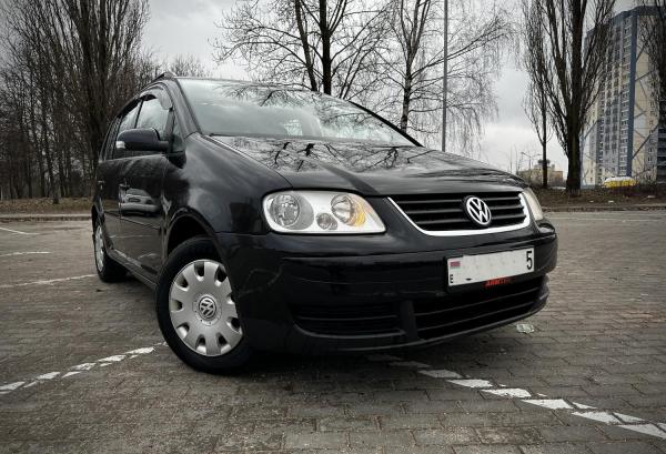 Volkswagen Touran, 2006 год выпуска с двигателем Дизель, 21 033 BYN в г. Минск