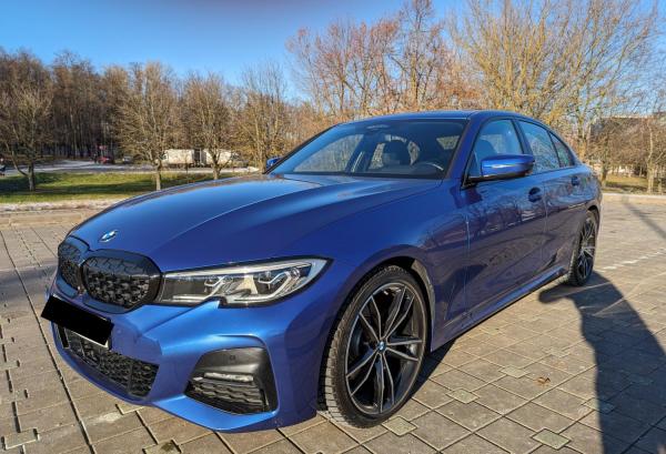 BMW 3 серия, 2019 год выпуска с двигателем Бензин, 136 713 BYN в г. Минск