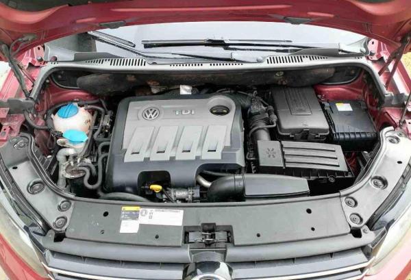 Volkswagen Touran, 2014 год выпуска с двигателем Дизель, 44 197 BYN в г. Минск