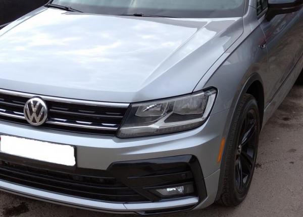 Volkswagen Tiguan, 2019 год выпуска с двигателем Бензин, 91 388 BYN в г. Минск