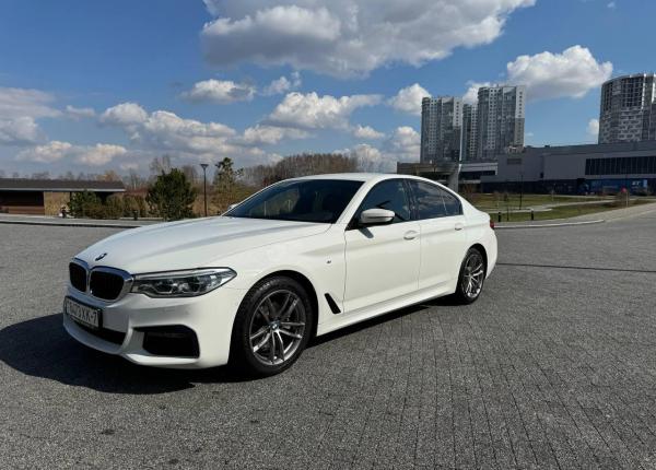 BMW 5 серия, 2019 год выпуска с двигателем Бензин, 129 815 BYN в г. Минск