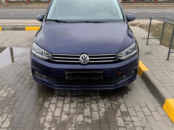Volkswagen Touran, 2017 год выпуска с двигателем Дизель, 60 962 BYN в г. Минск