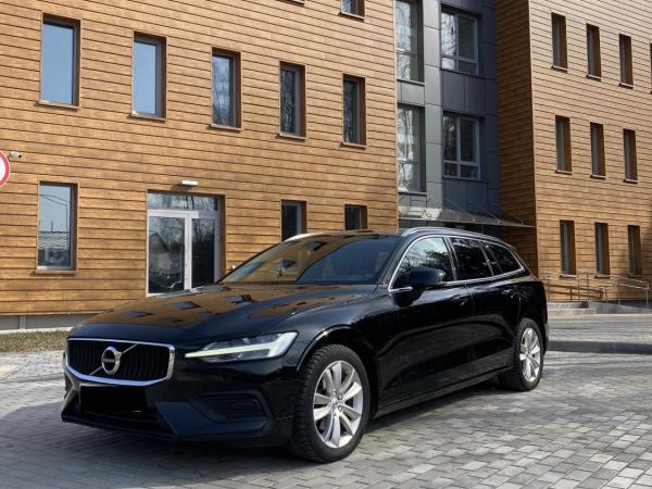 Volvo V60, 2019 год выпуска с двигателем Дизель, 73 450 BYN в г. Минск