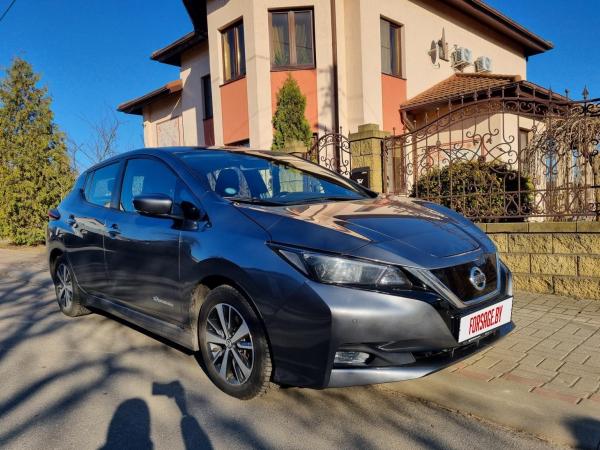 Nissan Leaf, 2018 год выпуска с двигателем Электро, 56 627 BYN в г. Минск