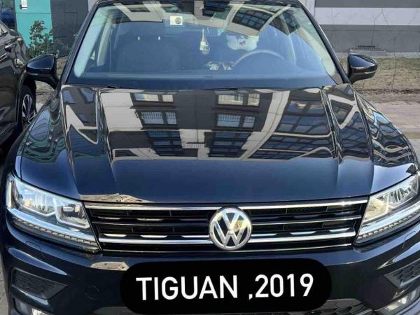 Volkswagen Tiguan, 2019 год выпуска с двигателем Бензин, 104 112 BYN в г. Минск