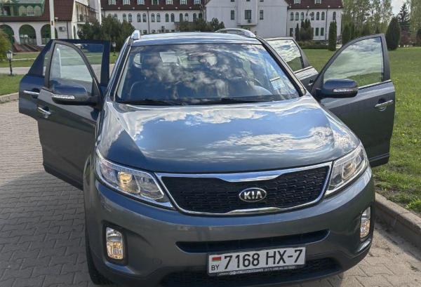 Kia Sorento, 2014 год выпуска с двигателем Бензин, 61 444 BYN в г. Минск