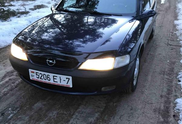 Opel Vectra, 1998 год выпуска с двигателем Бензин, 10 739 BYN в г. Минск