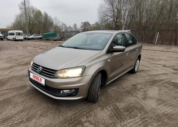 Volkswagen Polo, 2015 год выпуска с двигателем Бензин, 37 813 BYN в г. Минск