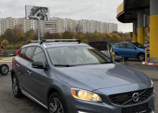 Volvo V60 Cross Country, 2018 год выпуска с двигателем Бензин, 84 538 BYN в г. Минск