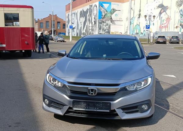 Honda Civic, 2018 год выпуска с двигателем Бензин, 63 459 BYN в г. Минск
