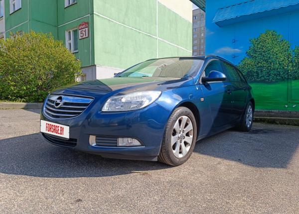 Opel Insignia, 2013 год выпуска с двигателем Дизель, 33 357 BYN в г. Минск