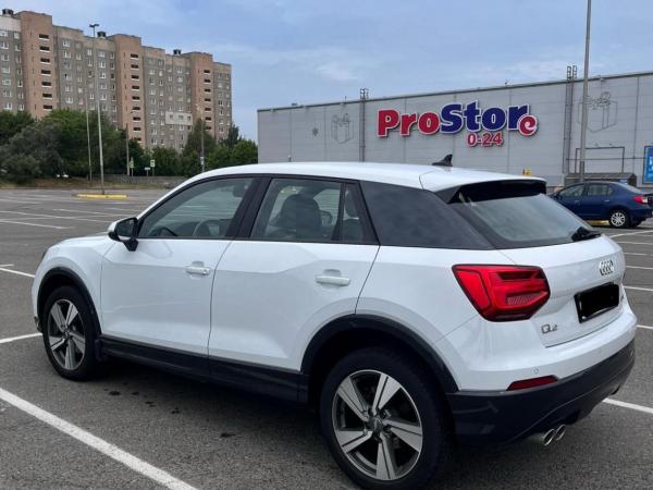 Audi Q2, 2019 год выпуска с двигателем Бензин, 71 588 BYN в г. Минск