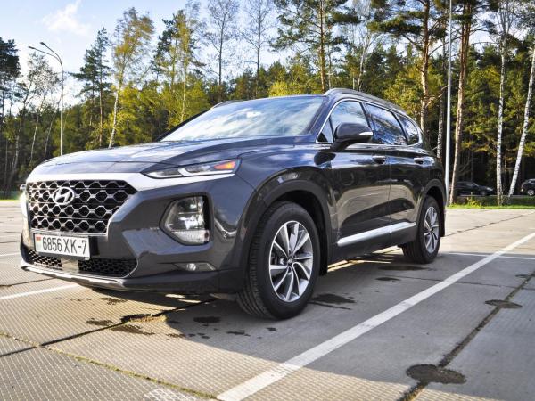 Hyundai Santa Fe, 2019 год выпуска с двигателем Бензин, 84 841 BYN в г. Минск