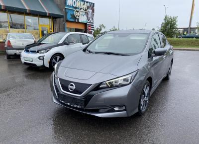 Фото Nissan Leaf