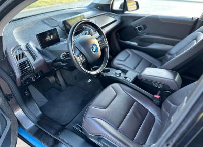 Фото BMW i3