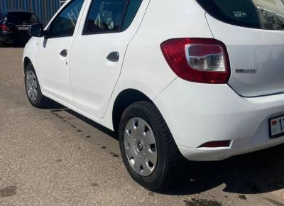 Фото Renault Sandero