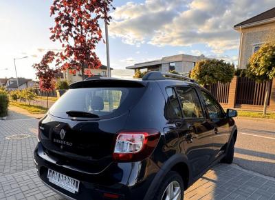 Фото Renault Sandero