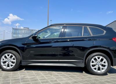 Фото BMW X1