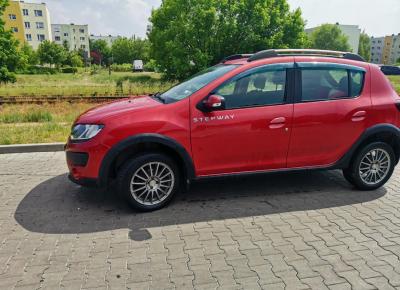 Фото Renault Sandero