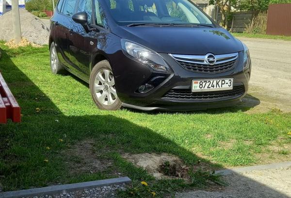 Opel Zafira, 2016 год выпуска с двигателем Дизель, 41 463 BYN в г. Жлобин