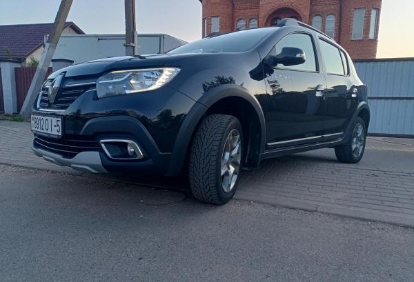 Renault Sandero, 2019 год выпуска с двигателем Бензин, 40 137 BYN в г. Минск