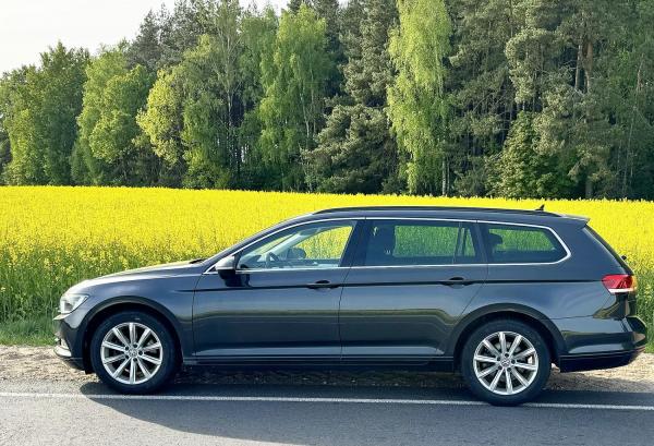 Volkswagen Passat, 2018 год выпуска с двигателем Дизель, 52 670 BYN в г. Гродно