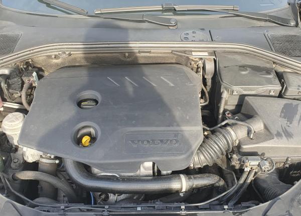 Volvo V60, 2012 год выпуска с двигателем Дизель, 40 601 BYN в г. Минск