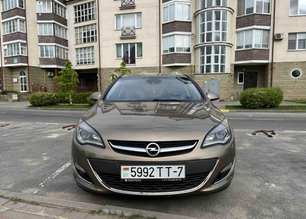 Opel Astra, 2013 год выпуска с двигателем Бензин, 34 318 BYN в г. Минск