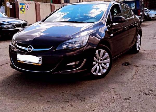 Opel Astra, 2014 год выпуска с двигателем Бензин, 43 485 BYN в г. Минск