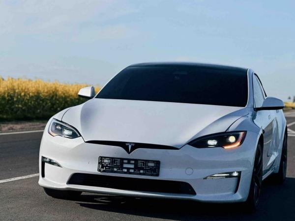 Tesla Model S, 2022 год выпуска с двигателем Электро, 410 896 BYN в г. Гомель