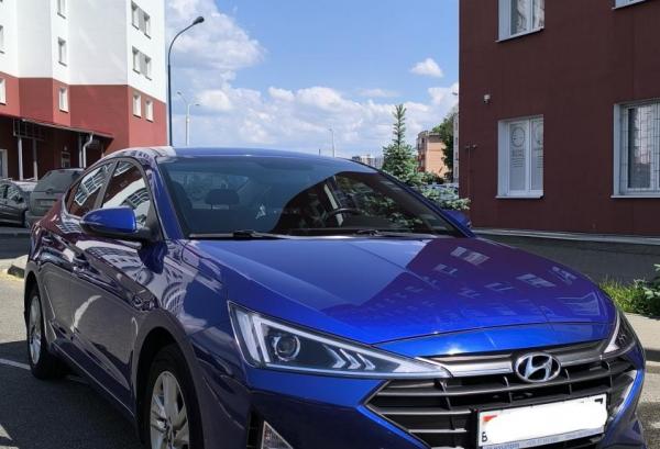 Hyundai Elantra, 2019 год выпуска с двигателем Бензин, 54 500 BYN в г. Минск