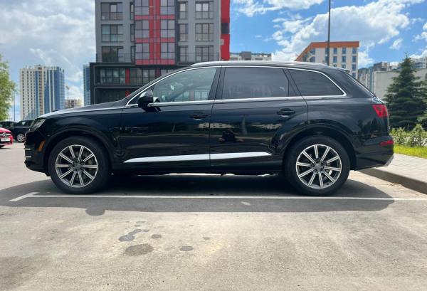 Audi Q7, 2019 год выпуска с двигателем Бензин, 123 578 BYN в г. Минск