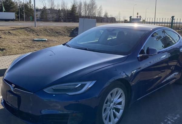 Tesla Model S, 2016 год выпуска с двигателем Электро, 71 935 BYN в г. Брест