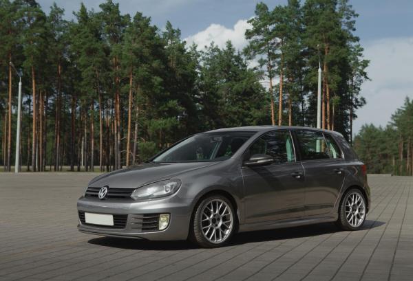 Volkswagen Golf, 2011 год выпуска с двигателем Бензин, 26 859 BYN в г. Борисов