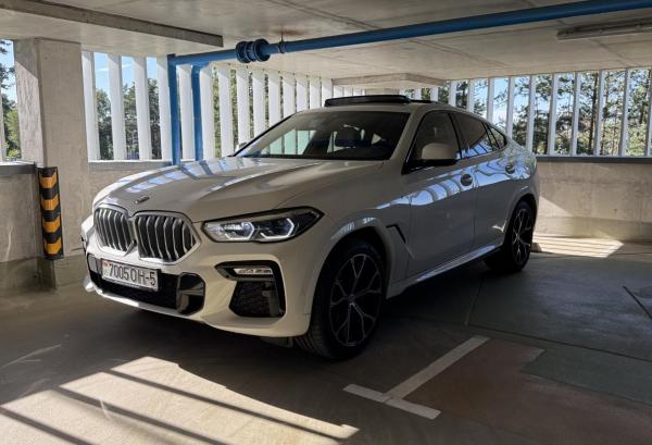 BMW X6, 2021 год выпуска с двигателем Бензин, 282 700 BYN в г. Минск