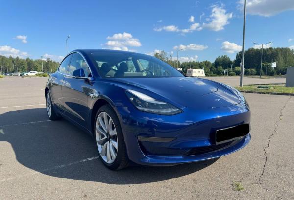 Tesla Model 3, 2019 год выпуска с двигателем Электро, 117 527 BYN в г. Минск