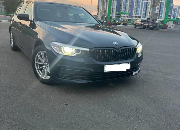 BMW 5 серия, 2018 год выпуска с двигателем Бензин, 72 822 BYN в г. Березино
