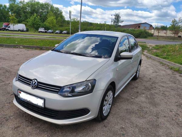 Volkswagen Polo, 2014 год выпуска с двигателем Бензин, 34 236 BYN в г. Минск