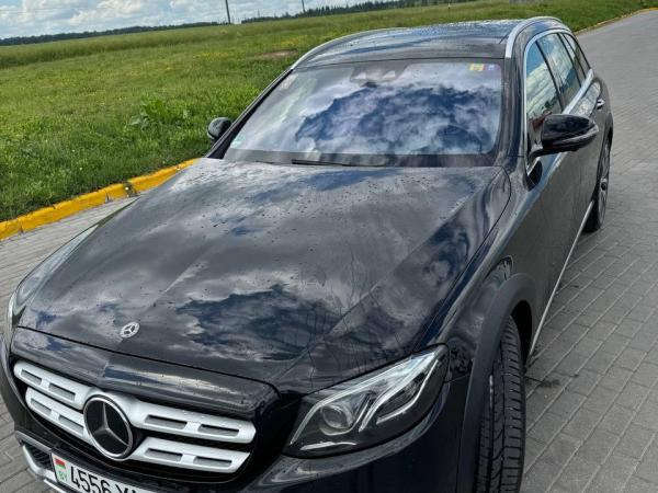 Mercedes-Benz E-класс, 2019 год выпуска с двигателем Дизель, 120 019 BYN в г. Минск