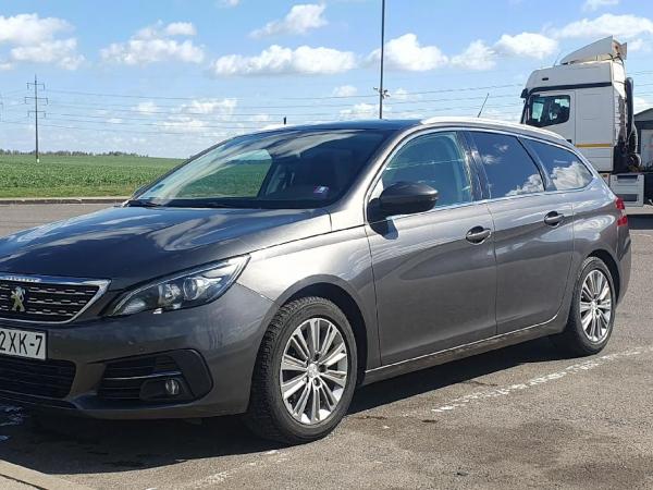 Peugeot 308, 2019 год выпуска с двигателем Бензин, 38 094 BYN в г. Минск