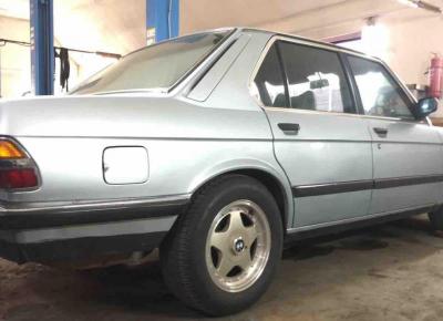Фото BMW 5 серия, 1983 год выпуска, с двигателем Бензин, 8 993 BYN в г. Минск