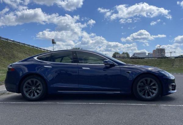 Tesla Model S, 2019 год выпуска с двигателем Электро, 155 144 BYN в г. Минск