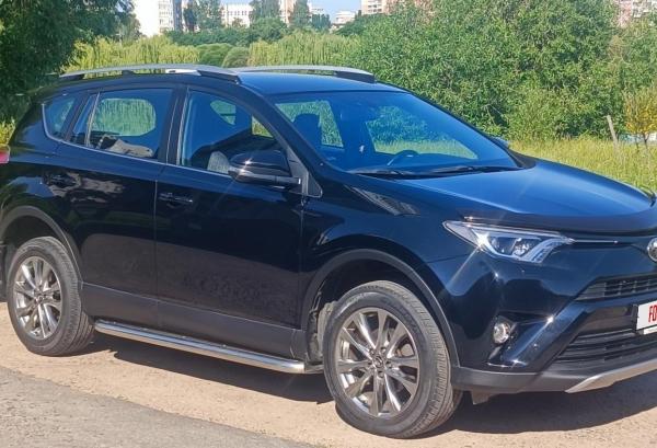 Toyota RAV4, 2017 год выпуска с двигателем Бензин, 79 695 BYN в г. Минск