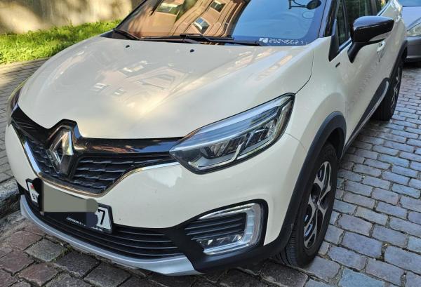 Renault Kaptur, 2017 год выпуска с двигателем Бензин, 60 437 BYN в г. Минск