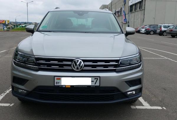 Volkswagen Tiguan, 2019 год выпуска с двигателем Бензин, 87 604 BYN в г. Минск