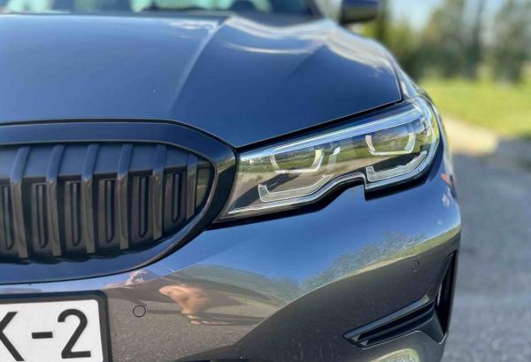 BMW 3 серия, 2019 год выпуска с двигателем Бензин, 93 306 BYN в г. Витебск